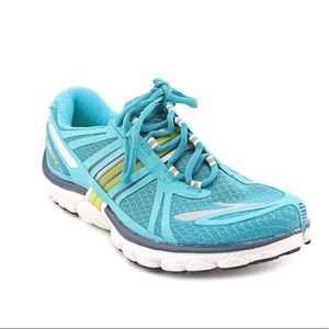 Brooks Running Shoes Size 6